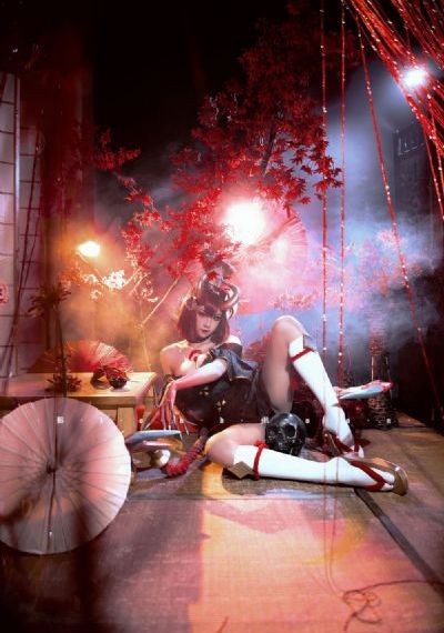 机械女警