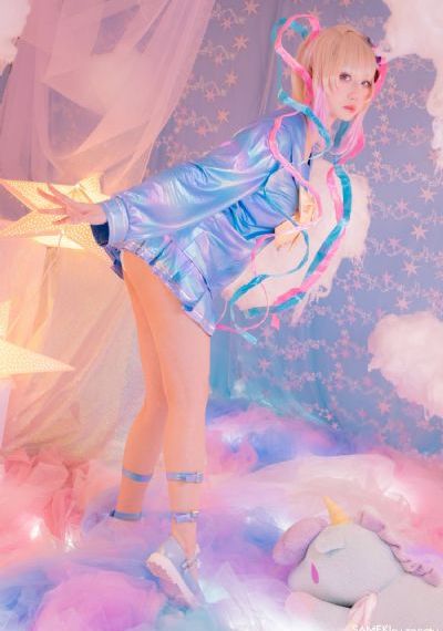 森泽佳奈女教师无删减版