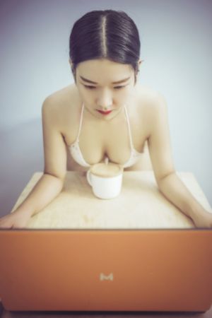 无颜之月在线观看免费