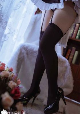 男生插入女生