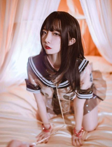 厨房掀开馊了裙子挺进去